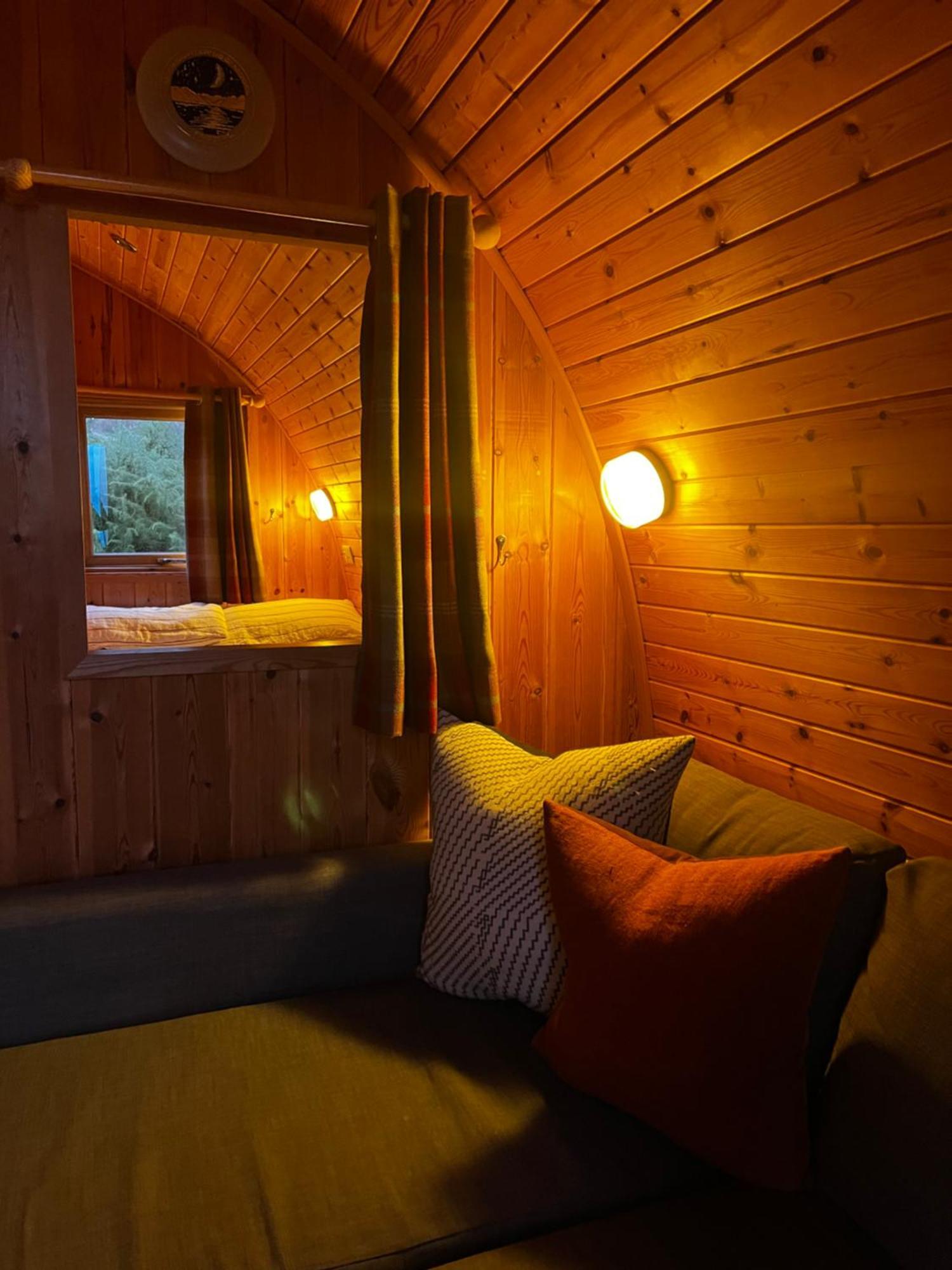 Lodge Stoneymollan Over Loch Lomond